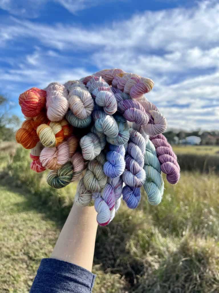 Interested in what the Smalliday Advent Set looks like in 2022? Daily photos of all 25 mini skeins. If you have always wondered what this annual Crazy Beautiful Color set looks like, you are in the correct place!